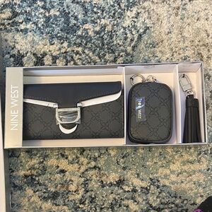 Nine West Black and Silver Wallet Set